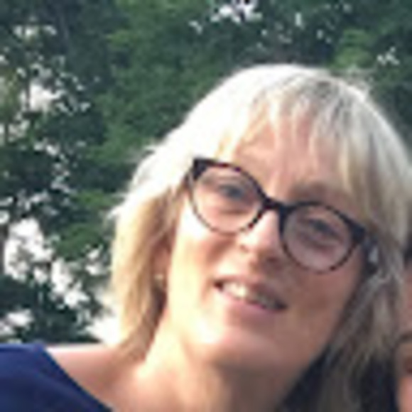 Meet your Posher, Carole - Picture 1 of 1